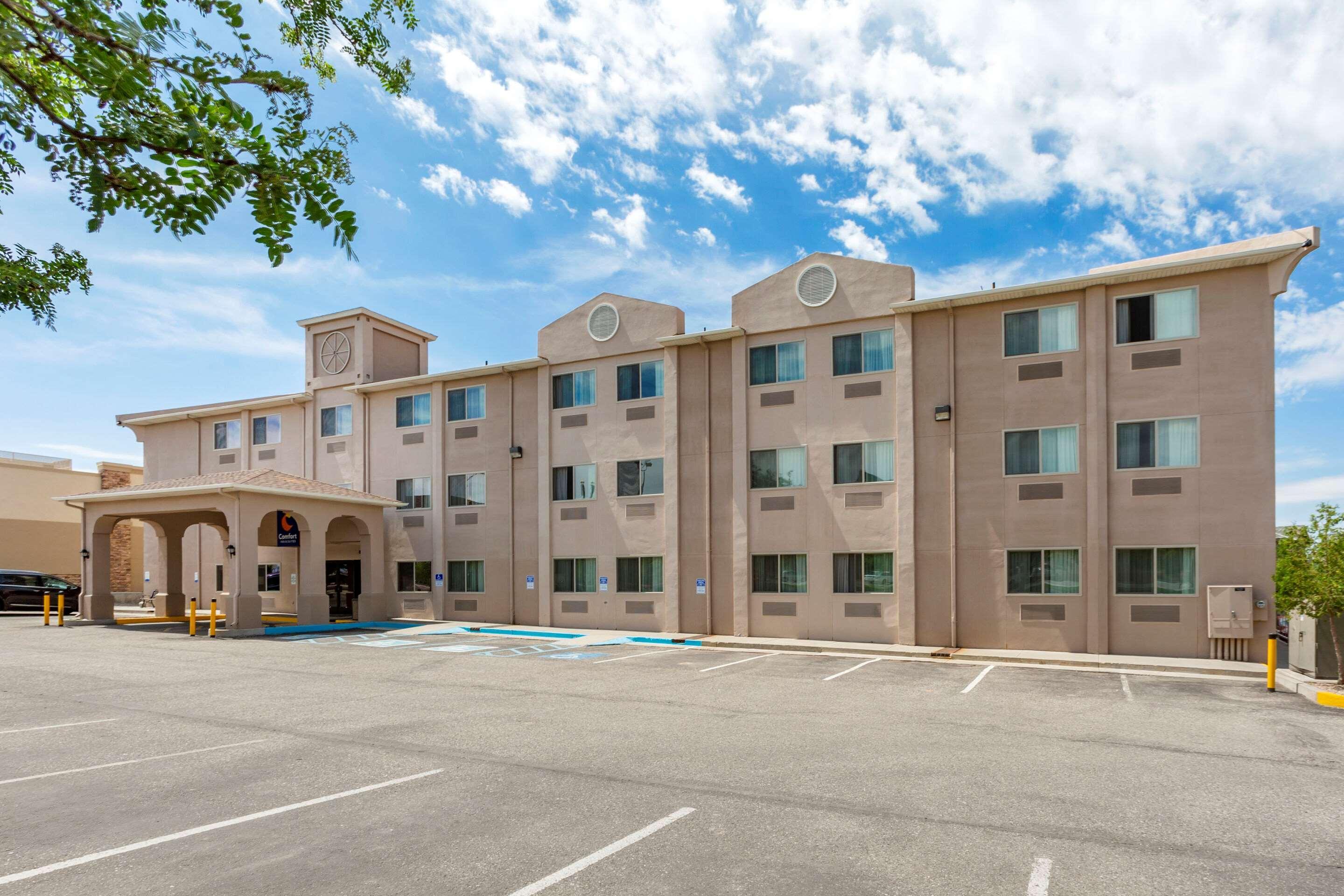 Wingate By Wyndham Los Alamos Exterior photo