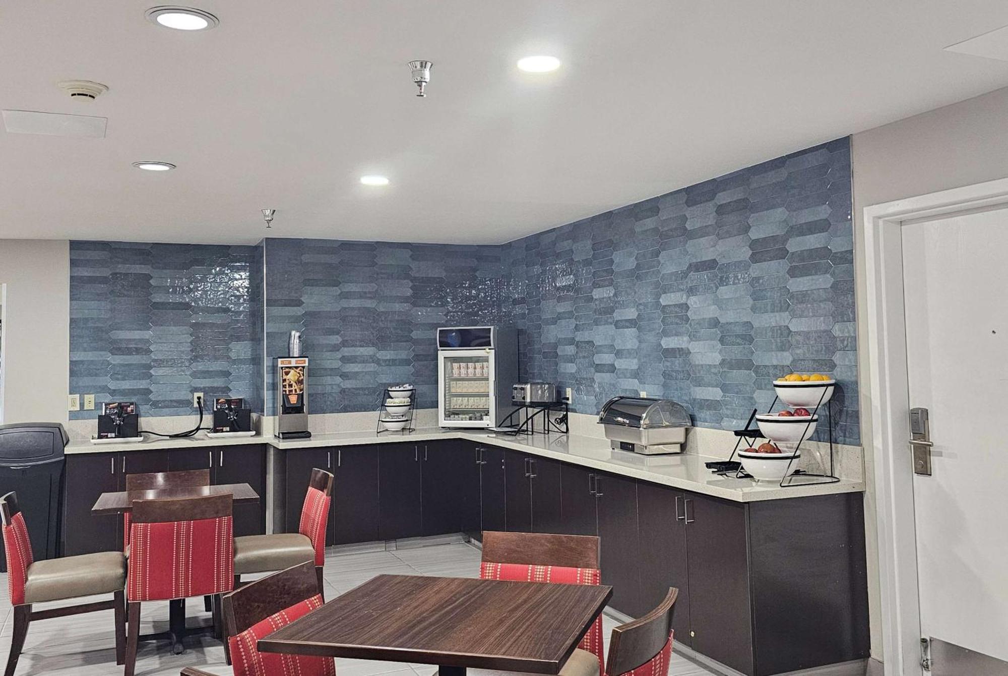 Wingate By Wyndham Los Alamos Exterior photo