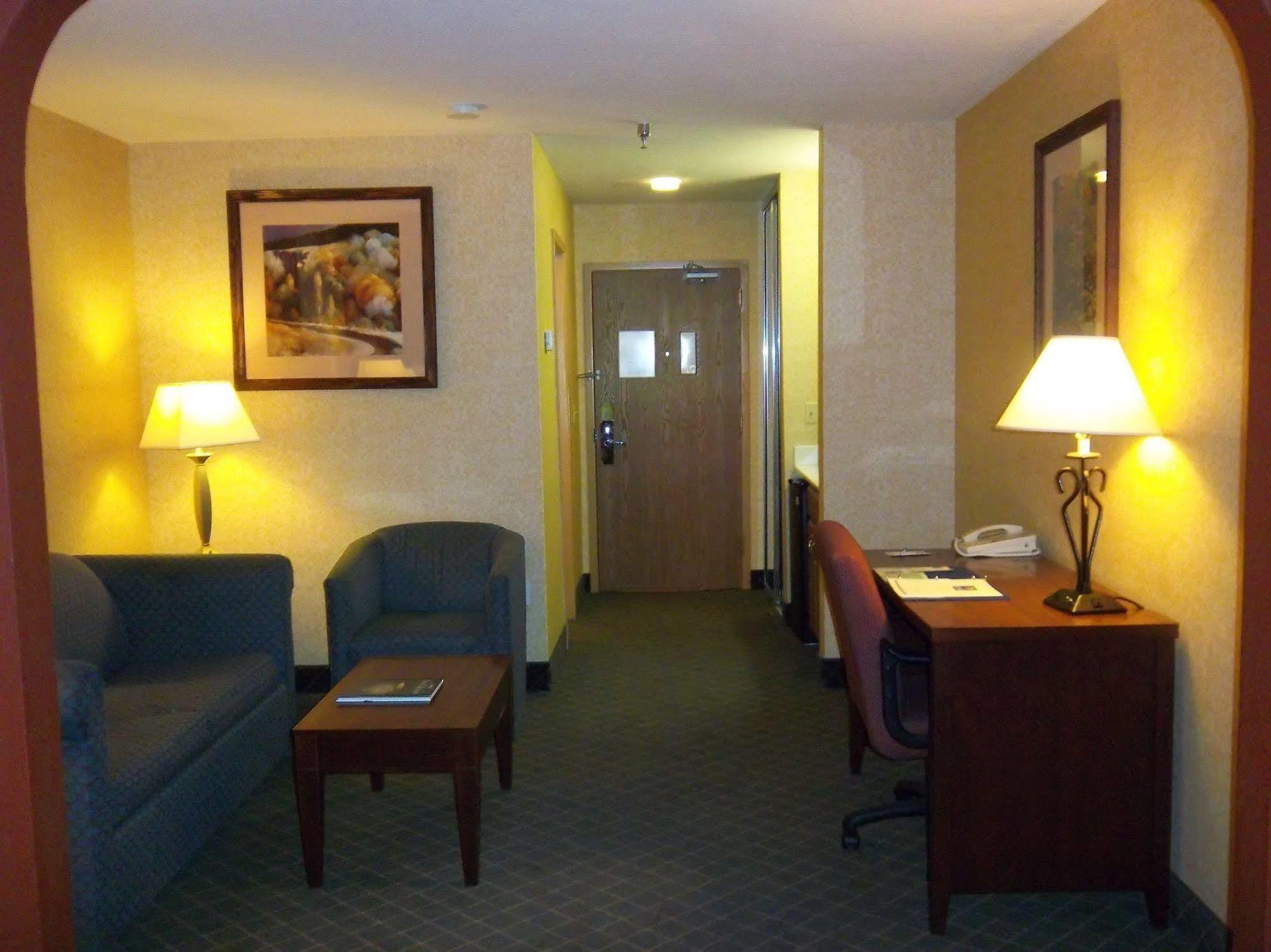 Wingate By Wyndham Los Alamos Exterior photo